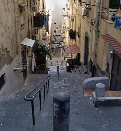 I Gradini Dell Eden Pensión Nápoles